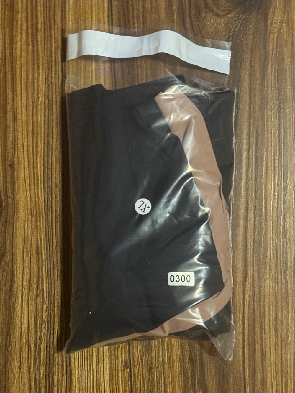 LEONISA Stay-In-Place Seamless Shapewear Shorts - Picture 4 of 4